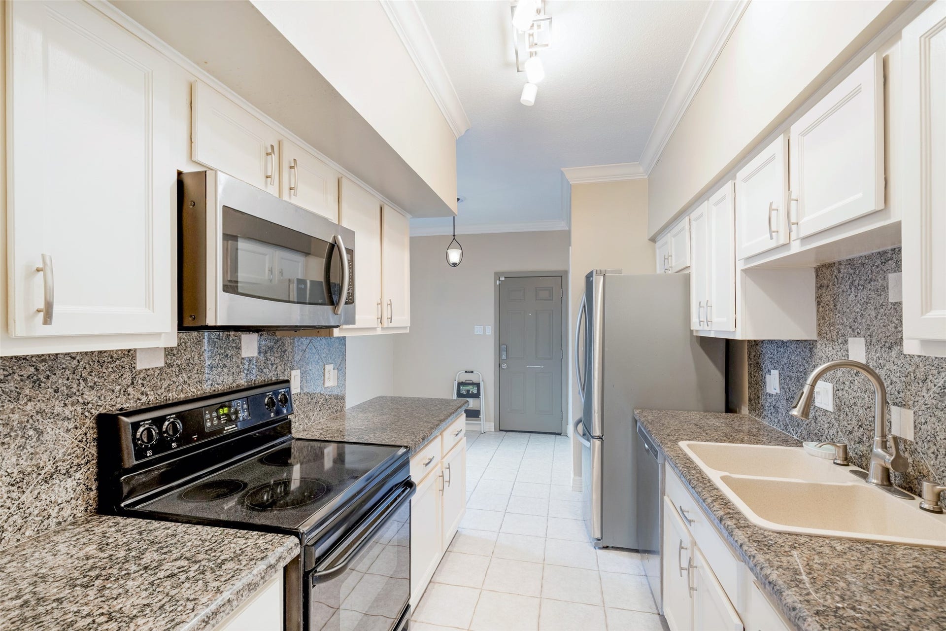 9400 Doliver Drive, #59, Houston, TX 77063 9400 Doliver Drive, #59, Houston, TX 77063