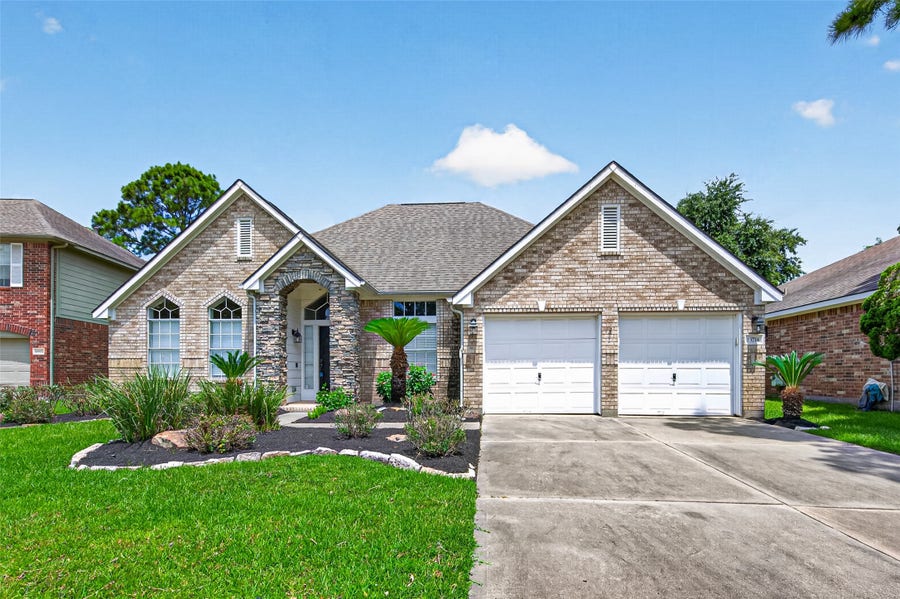 Property photo for 13718 Clareton Lane, Cypress, TX