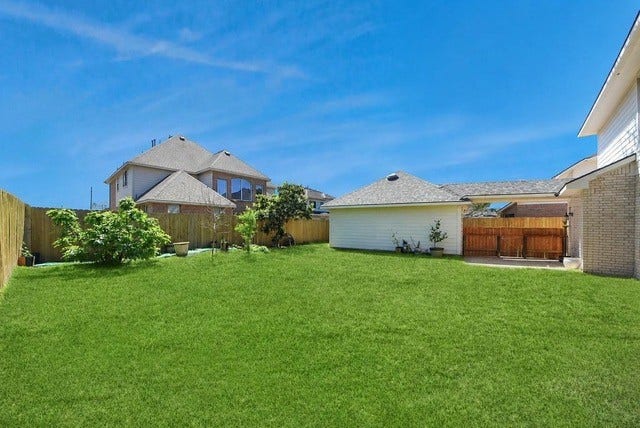 12815 Dadebrook Court, Houston, TX 77041
