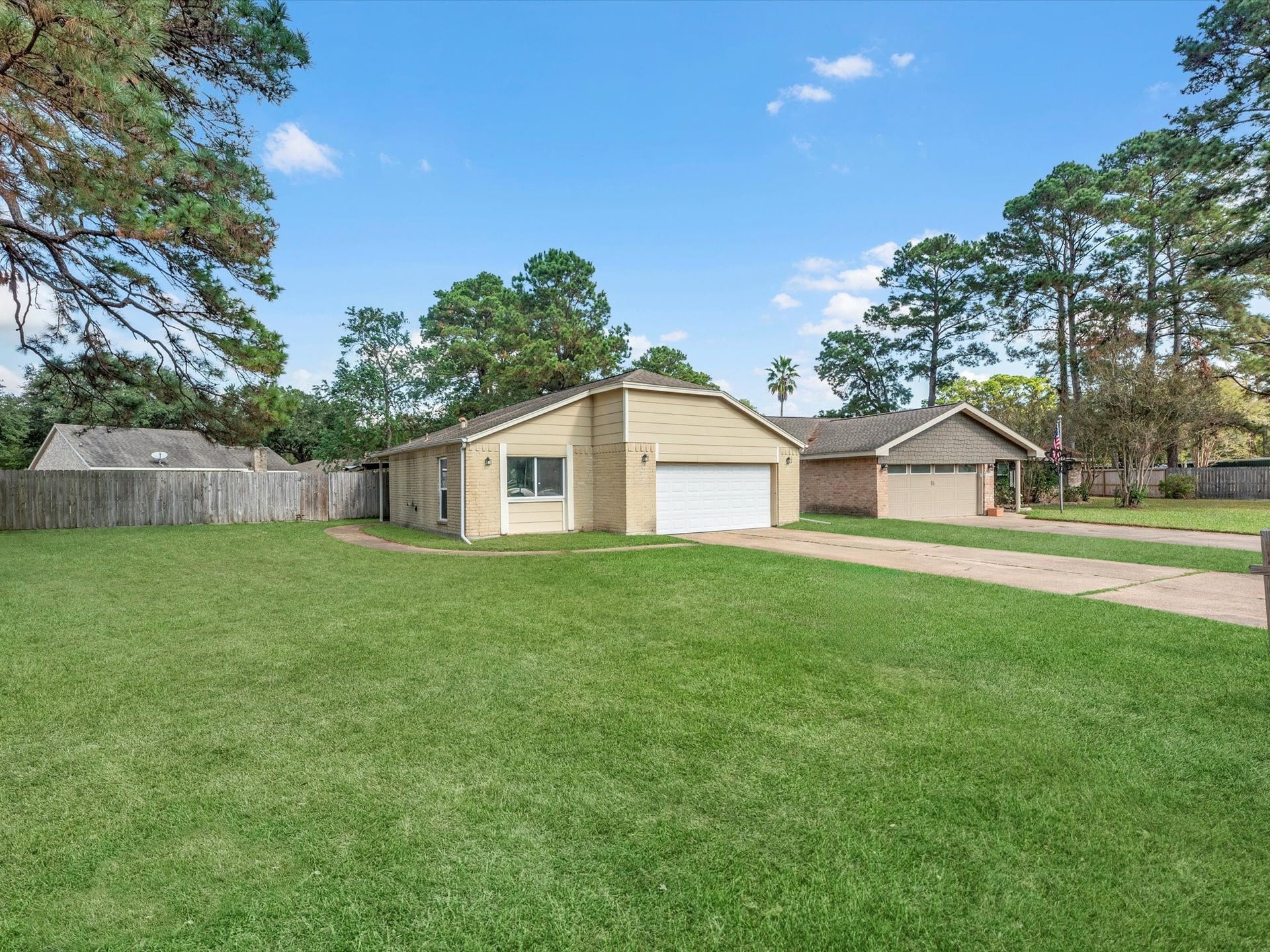 9902 Stepney Green Drive, Houston, TX 77070