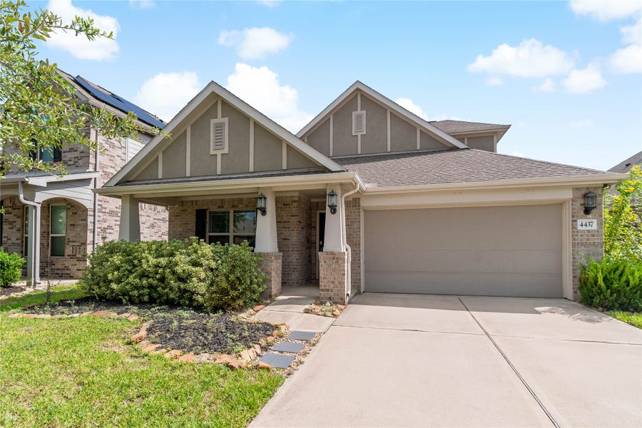 Property photo for 4437 Orono Summit Trail, Rosharon, TX