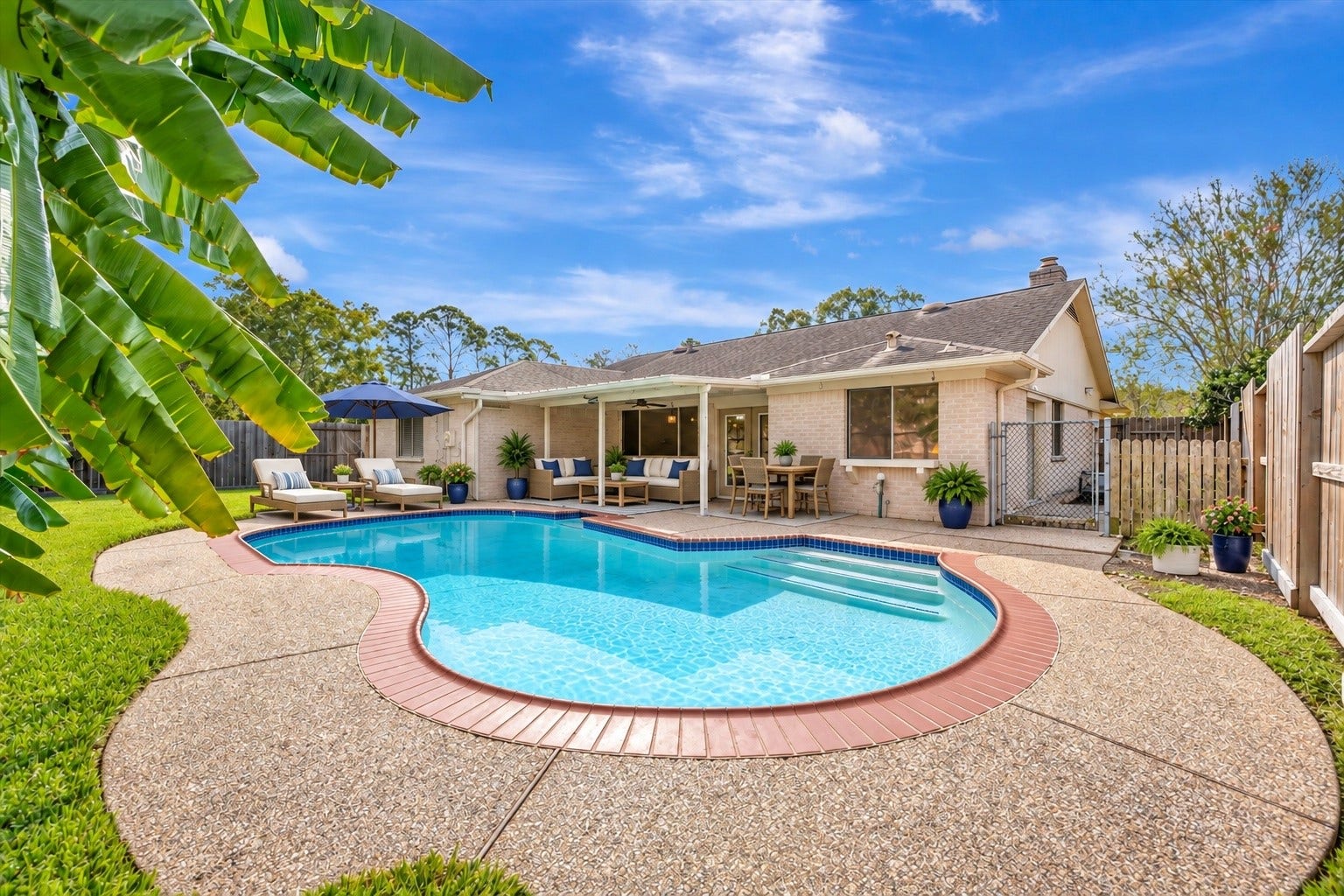 Welcome home to this rare find in Middlebrook--1-story, 4 bedrooms, and a backyard ready for fun! Virtually staged with patio furniture.