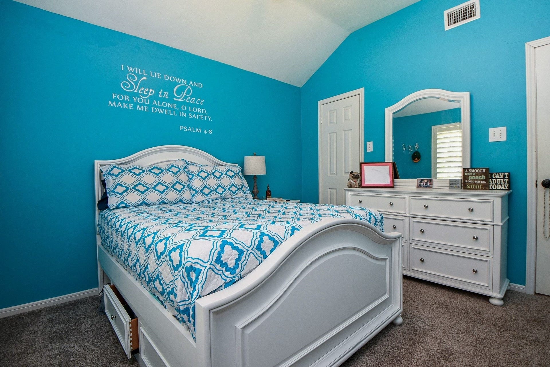 5430 Davids Bend Drive, Sugar Land, TX 77479