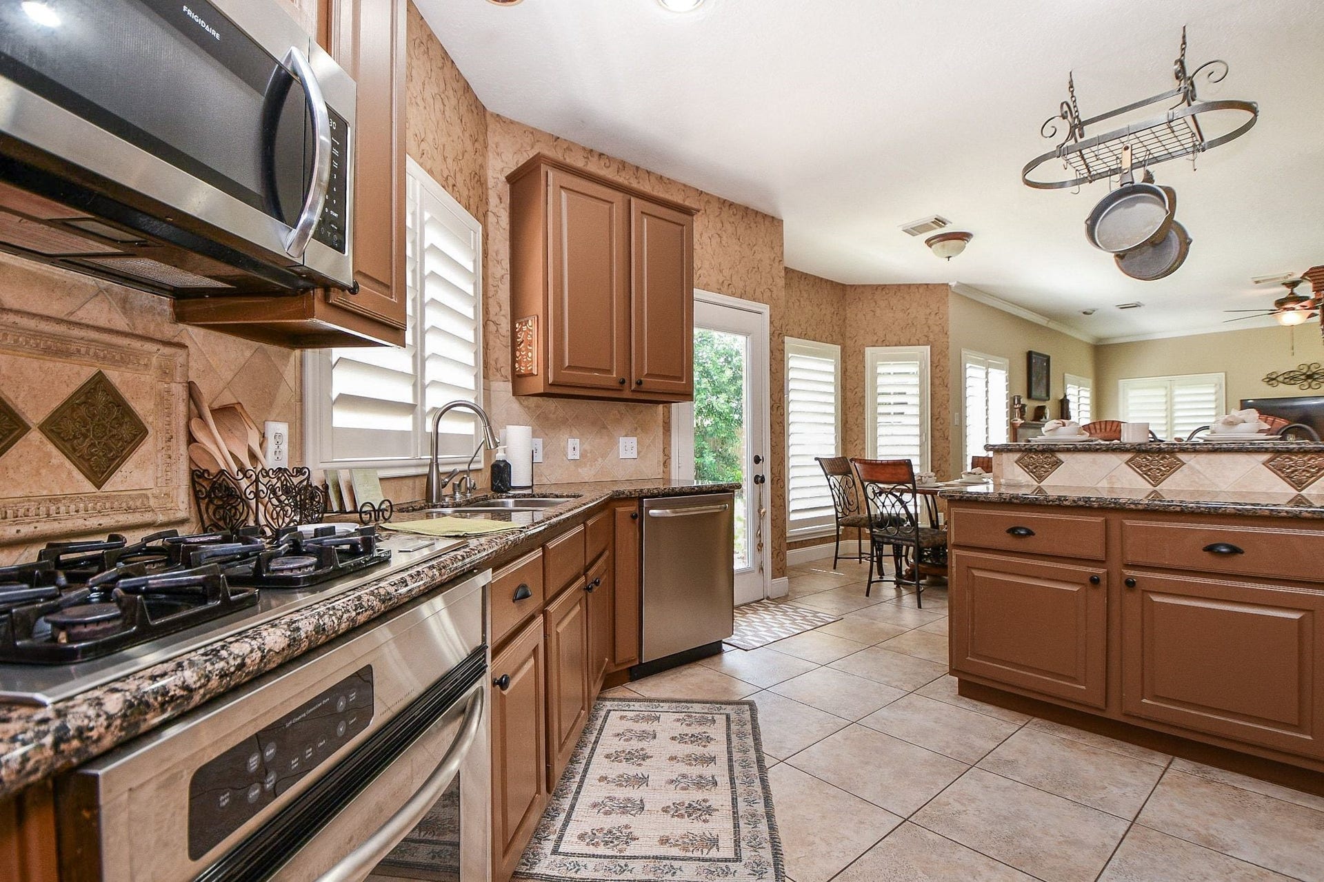 5430 Davids Bend Drive, Sugar Land, TX 77479