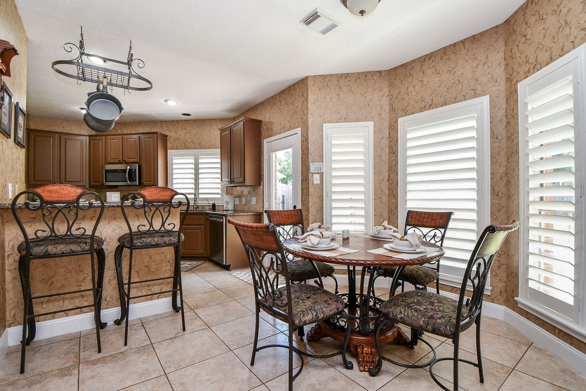 5430 Davids Bend Drive, Sugar Land, TX 77479