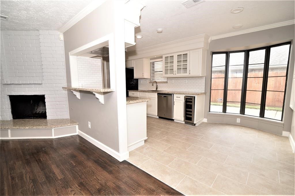 13550 Brook Hollow Drive, Sugar Land, TX 77498