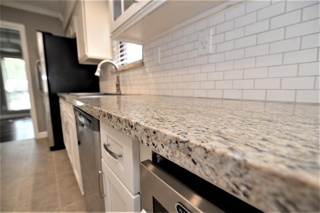 13550 Brook Hollow Drive, Sugar Land, TX 77498