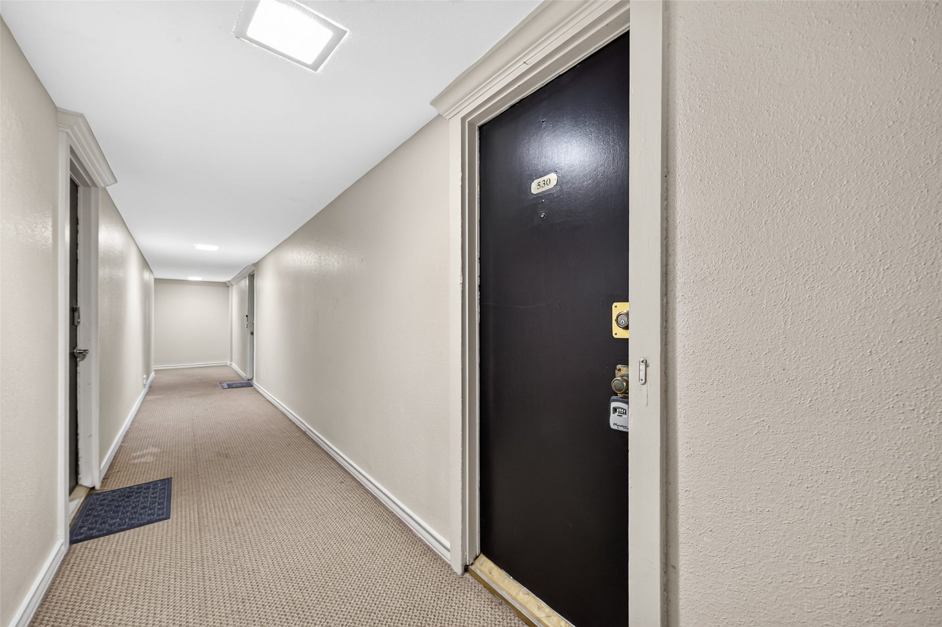 4633 Wild Indigo Street, #530, Houston, TX 77027 4633 Wild Indigo Street, #530, Houston, TX 77027