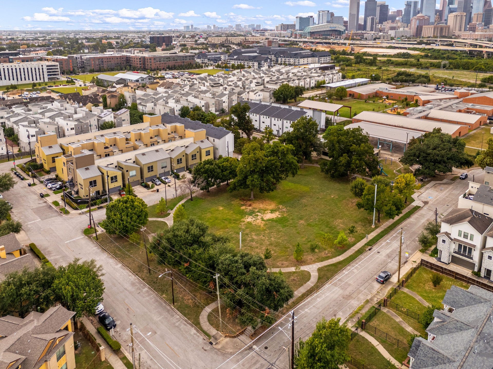 429 Meadow Street, Houston, TX 77020 429 Meadow Street, Houston, TX 77020