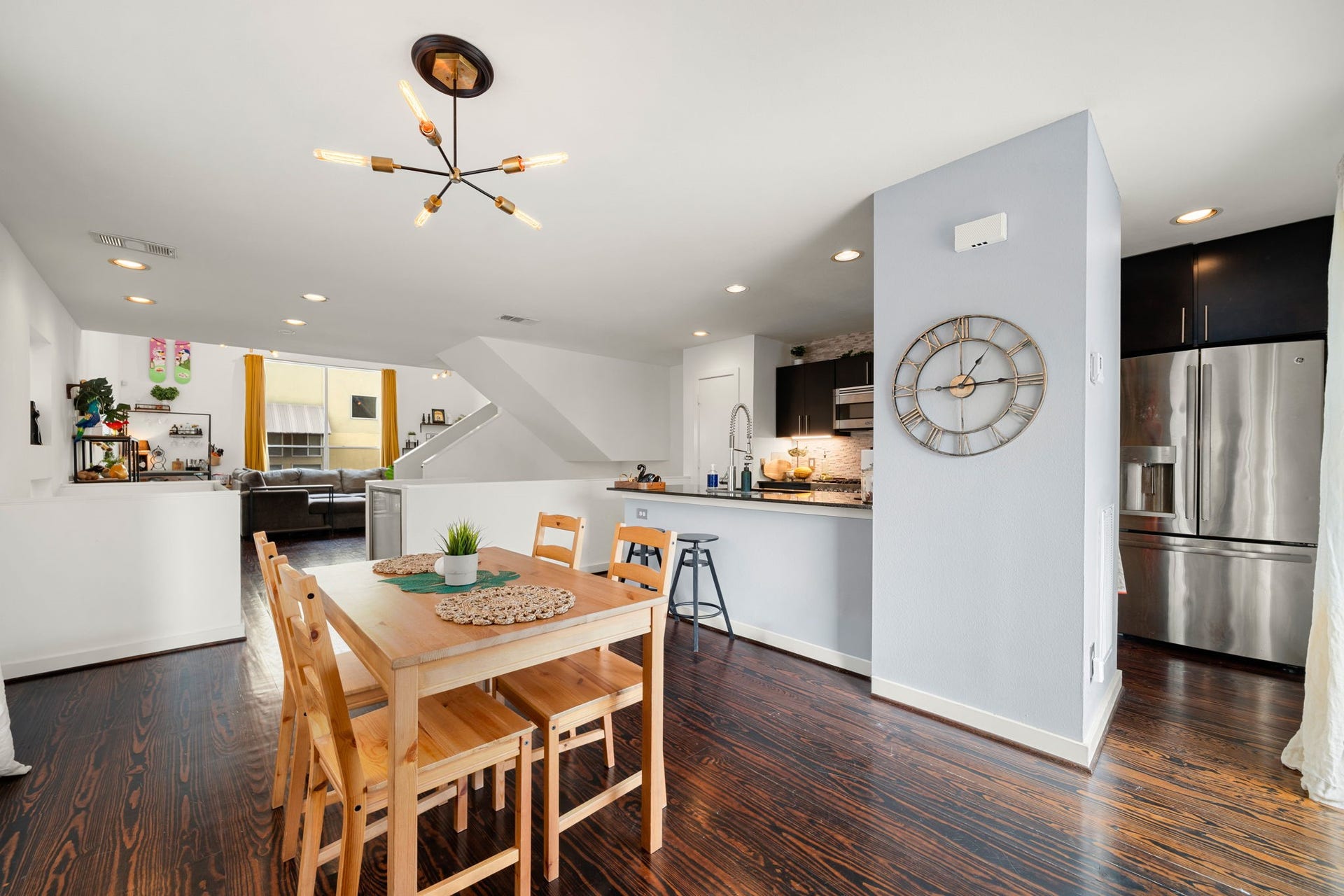 429 Meadow Street, Houston, TX 77020 429 Meadow Street, Houston, TX 77020