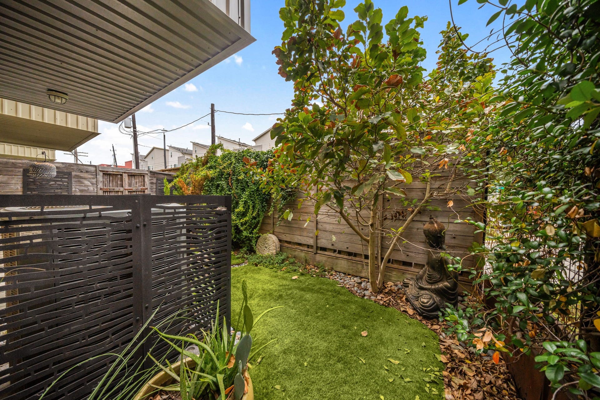 429 Meadow Street, Houston, TX 77020 429 Meadow Street, Houston, TX 77020