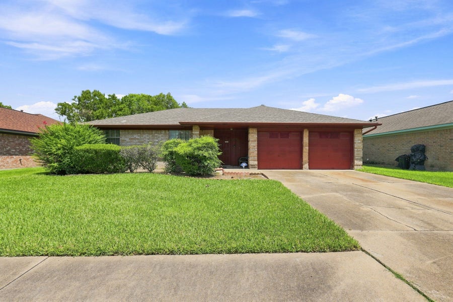 Property photo for 6511 Marisol Drive, Houston, TX