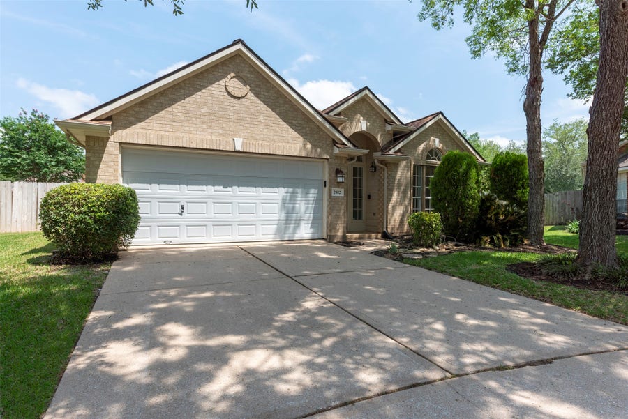 Property photo for 2402 Misty Falls Court, Richmond, TX