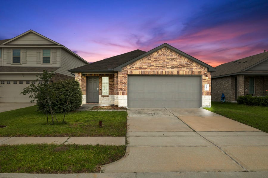 Property photo for 2354 Otter Falls Drive, Spring, TX