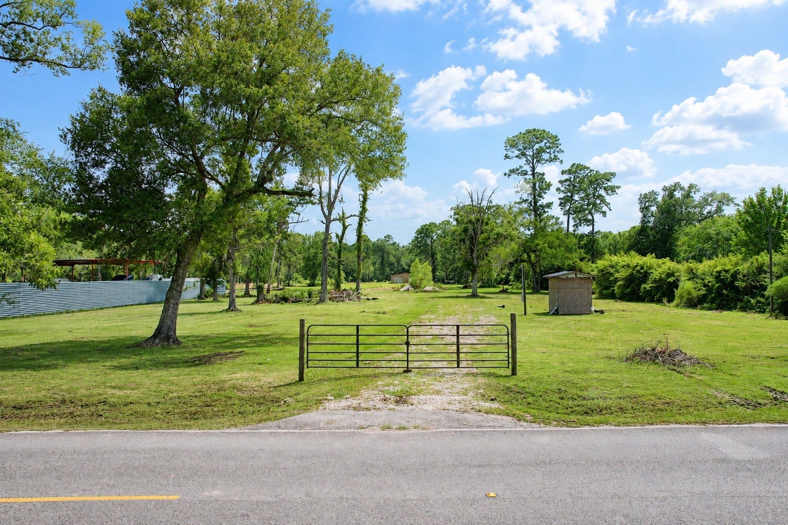 20435 Shady Lane, Crosby, TX 77532 20435 Shady Lane, Crosby, TX 77532