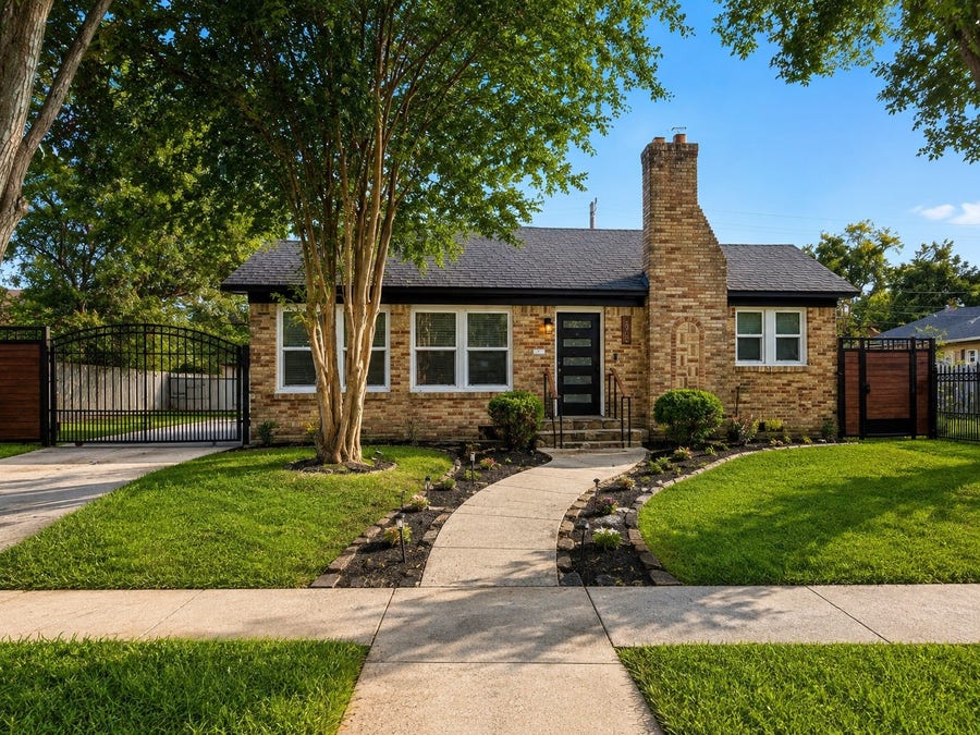 Property photo for 3020 Arbor Street, Houston, TX