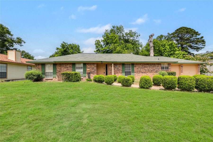 Property photo for 14256 Shadow Bay Drive, Willis, TX
