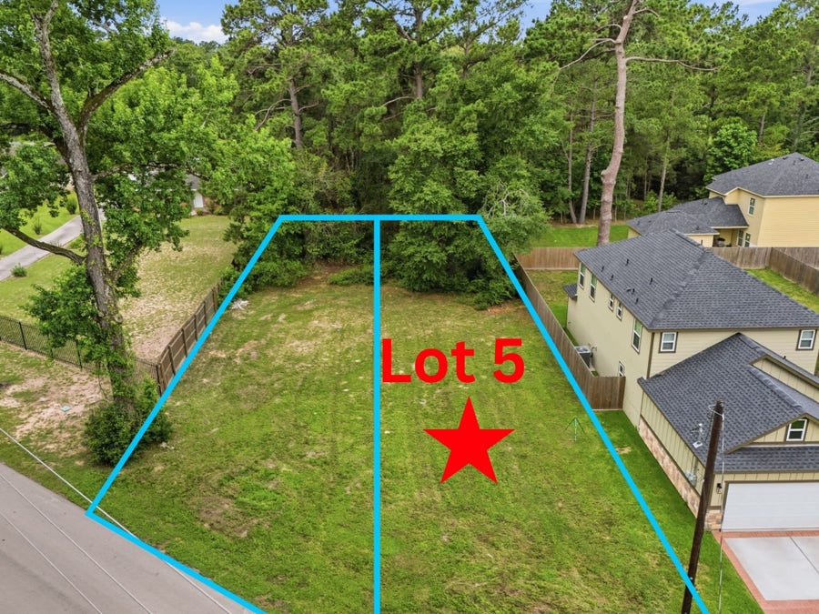 Property photo for 720 Old Magnolia Road, Conroe, TX