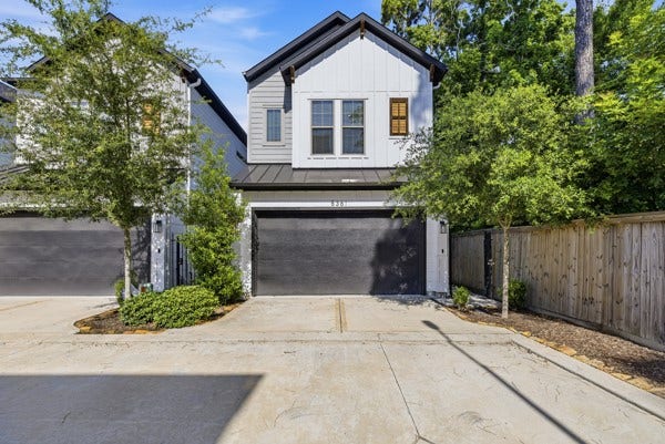 Property photo for 5361 Creekmont Oaks Lane, Houston, TX