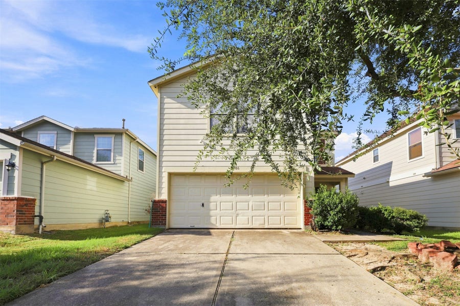 Property photo for 2906 Latch Lane, Houston, TX