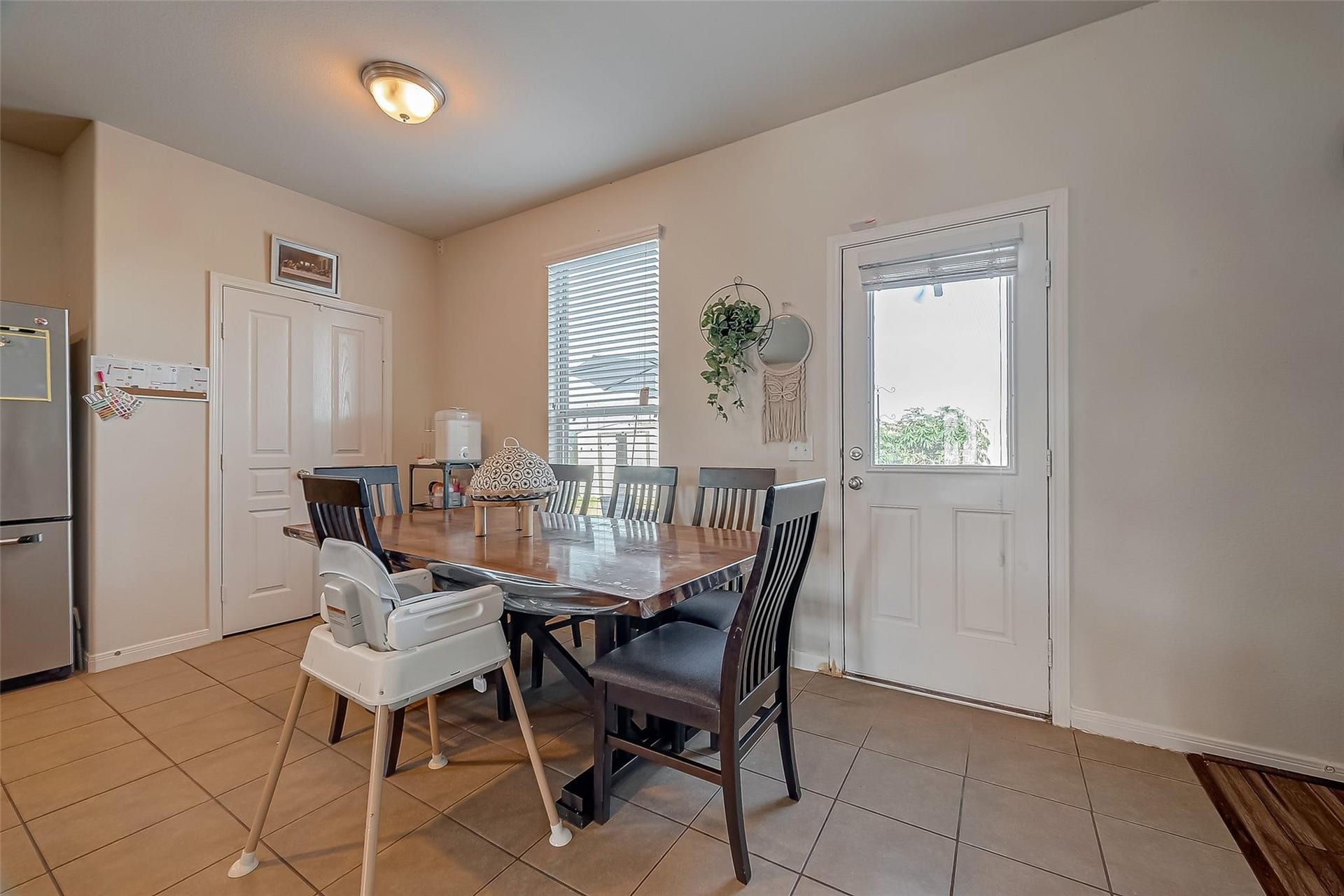 13907 Rimple Bend Lane, Houston, TX 77048 Dining