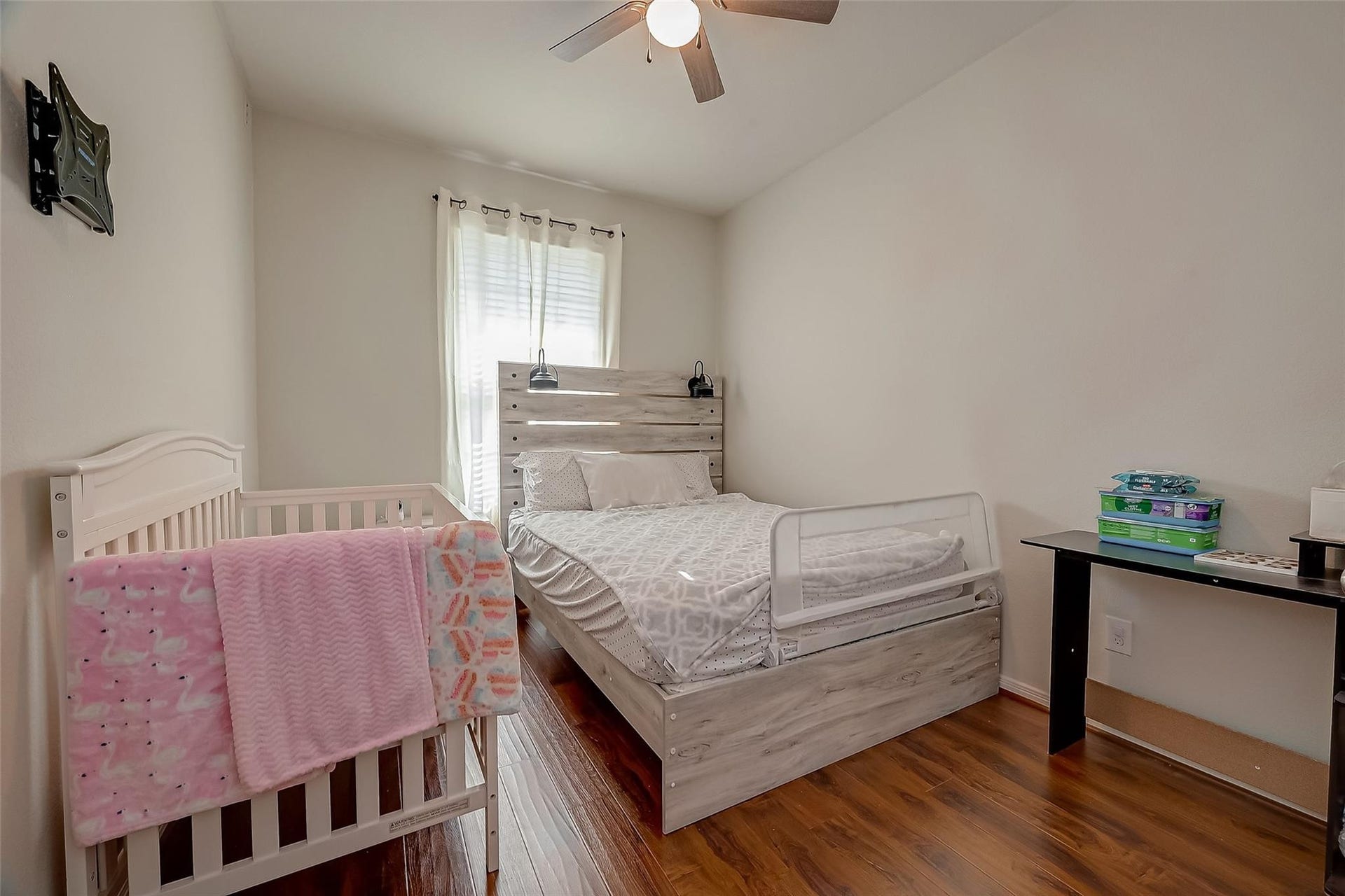 13907 Rimple Bend Lane, Houston, TX 77048 Bedroom 2