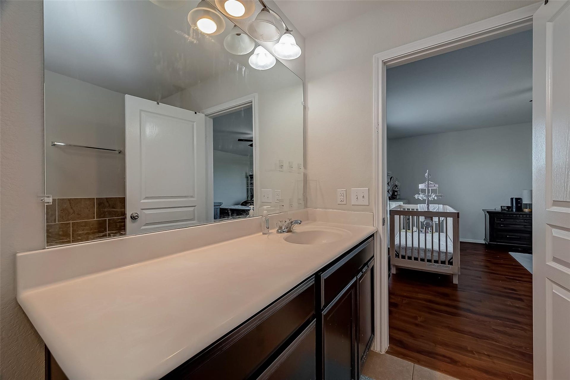 13907 Rimple Bend Lane, Houston, TX 77048 Primary Bathroom
