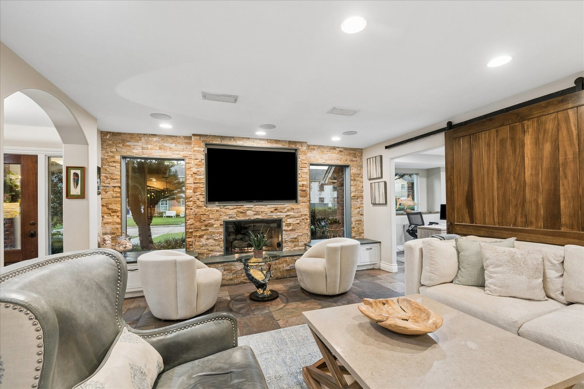 13723 Taylorcrest Road, Houston, TX 77079 13723 Taylorcrest Road, Houston, TX 77079