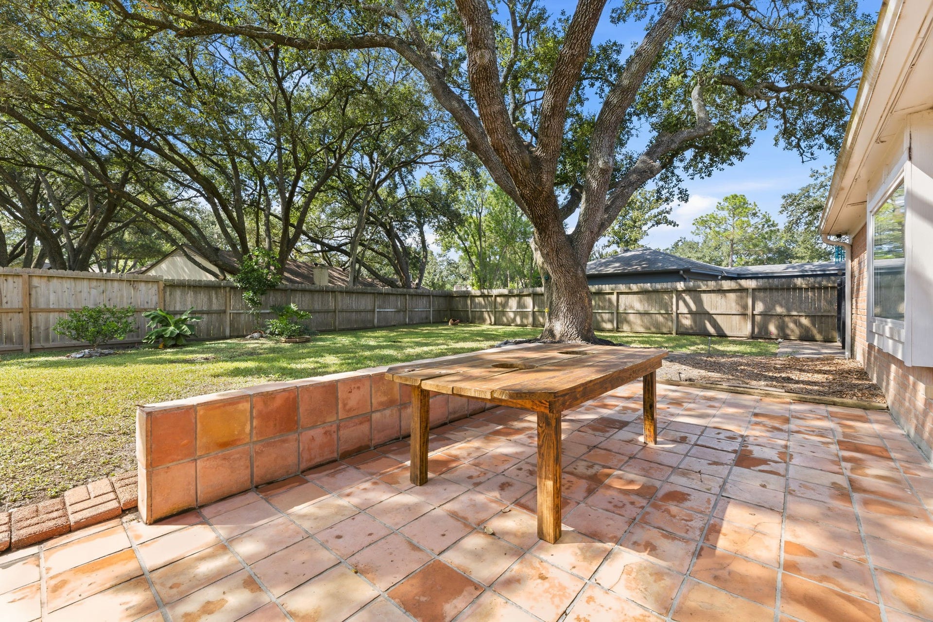 4411 Deerfield Village Drive, Houston, TX 77084 Peaceful backyard setting surrounded by mature shade tree!