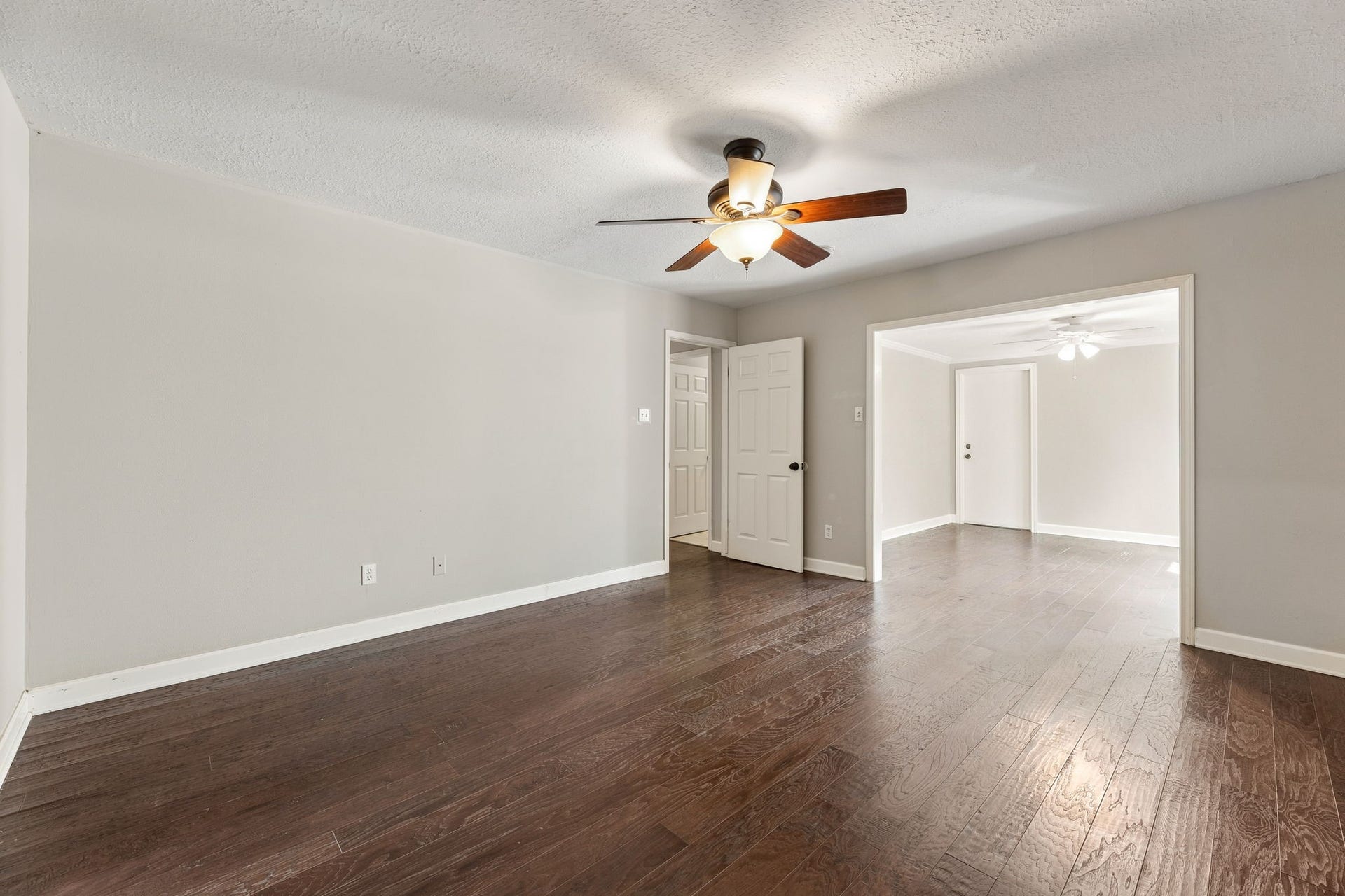 4411 Deerfield Village Drive, Houston, TX 77084 Primary suite flows directly into the adjoining flex space!