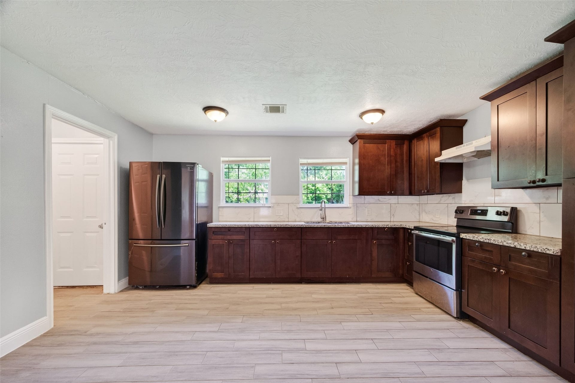 3031 Groton Drive, Houston, TX 77051 3031 Groton Drive, Houston, TX 77051