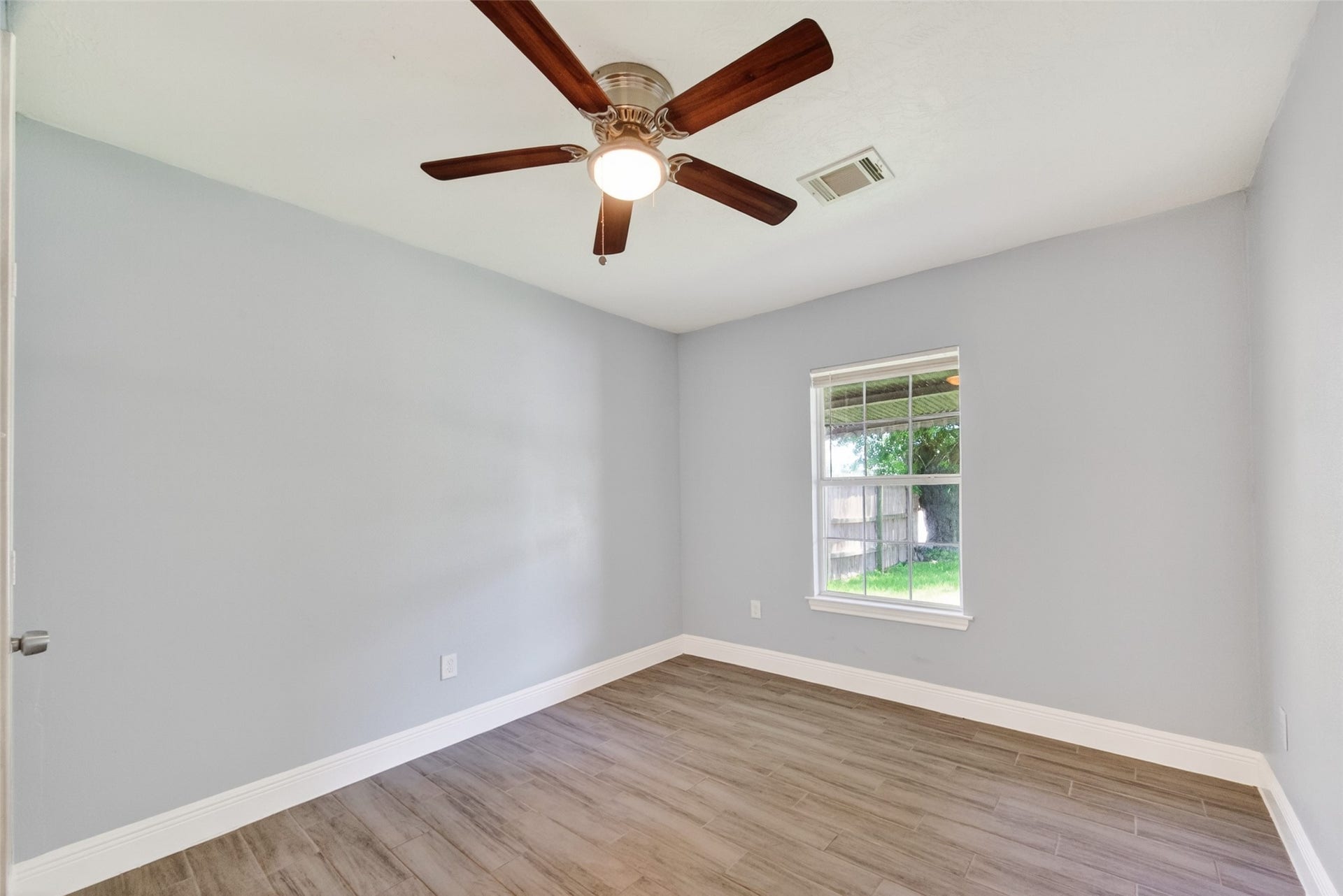 3031 Groton Drive, Houston, TX 77051 3031 Groton Drive, Houston, TX 77051