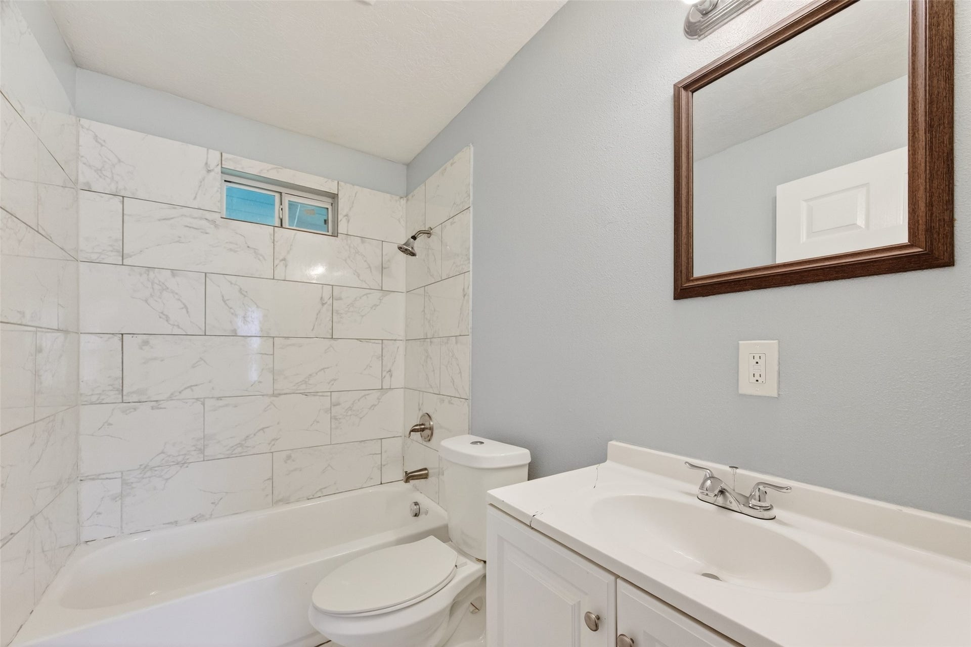 3031 Groton Drive, Houston, TX 77051 3031 Groton Drive, Houston, TX 77051