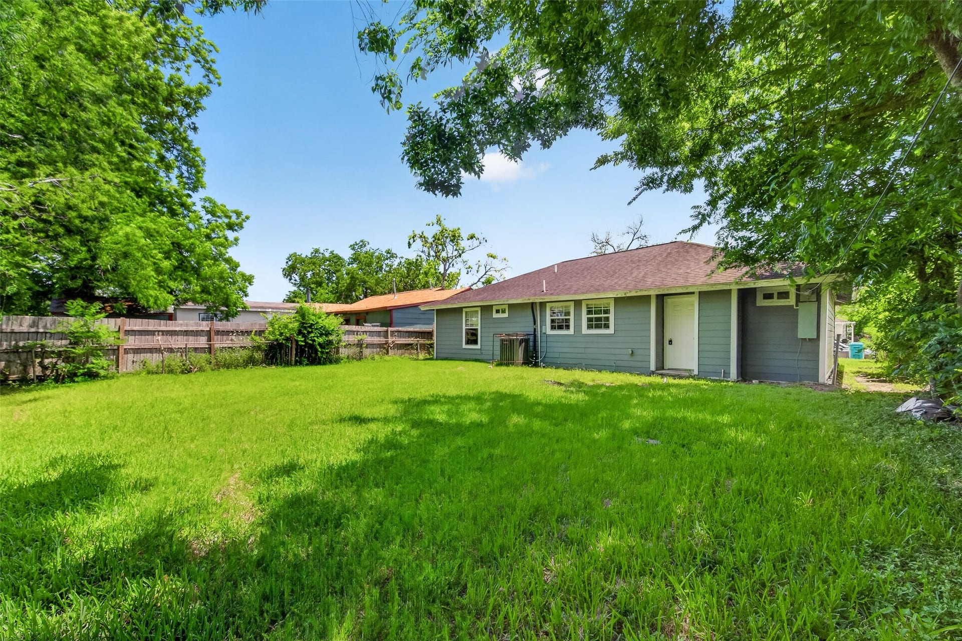 3031 Groton Drive, Houston, TX 77051 3031 Groton Drive, Houston, TX 77051