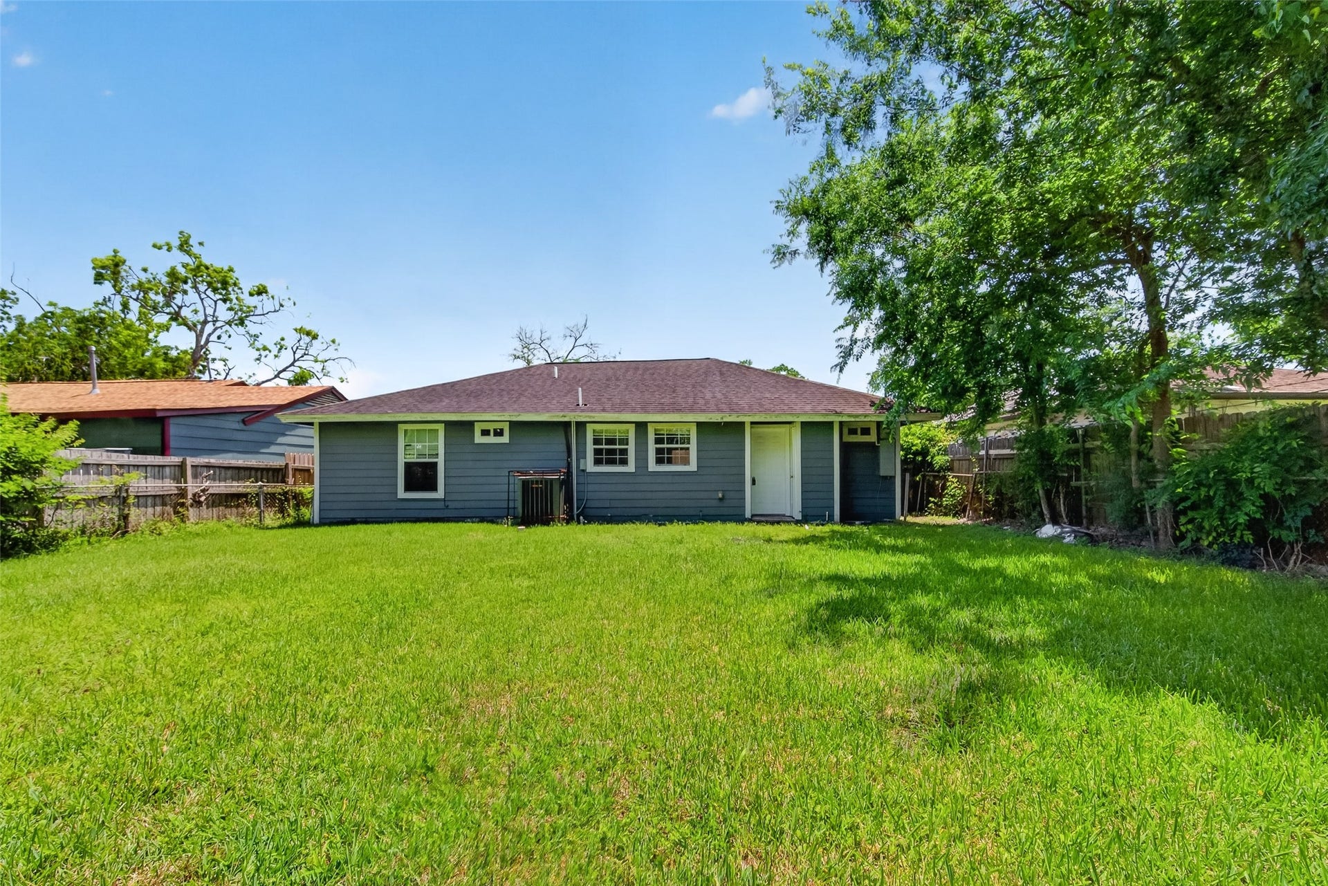 3031 Groton Drive, Houston, TX 77051 3031 Groton Drive, Houston, TX 77051