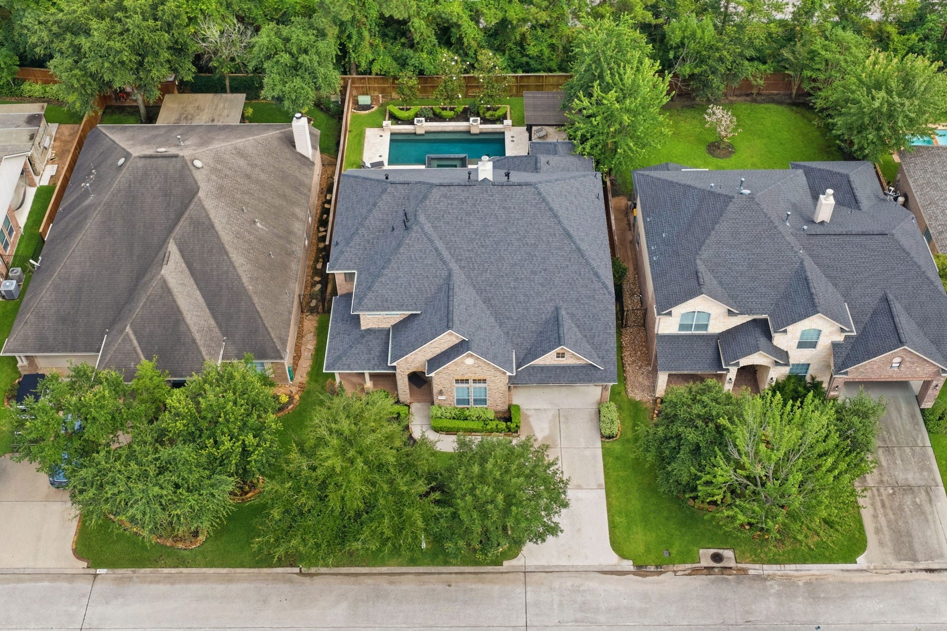 130 S Arrow Canyon Circle, The Woodlands, TX 77389 130 S Arrow Canyon Circle, The Woodlands, TX 77389
