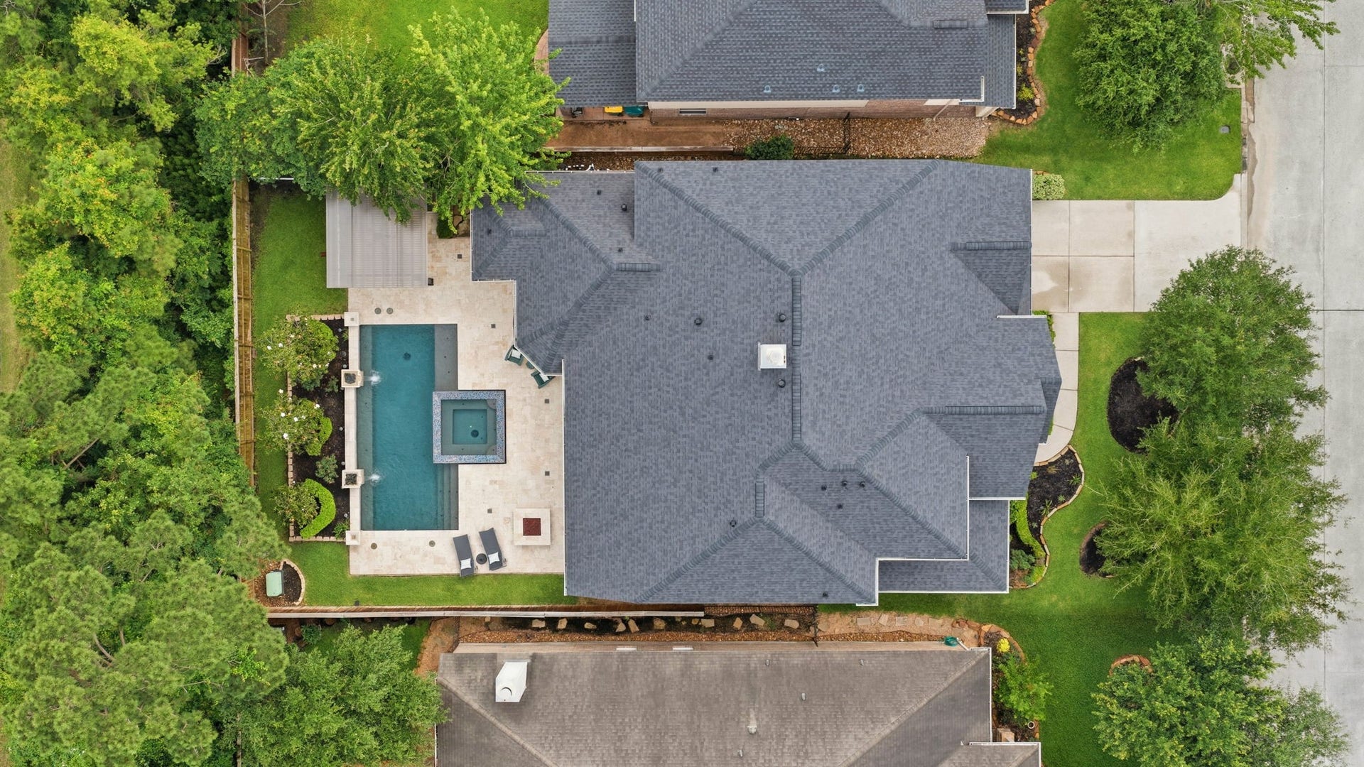 130 S Arrow Canyon Circle, The Woodlands, TX 77389 130 S Arrow Canyon Circle, The Woodlands, TX 77389