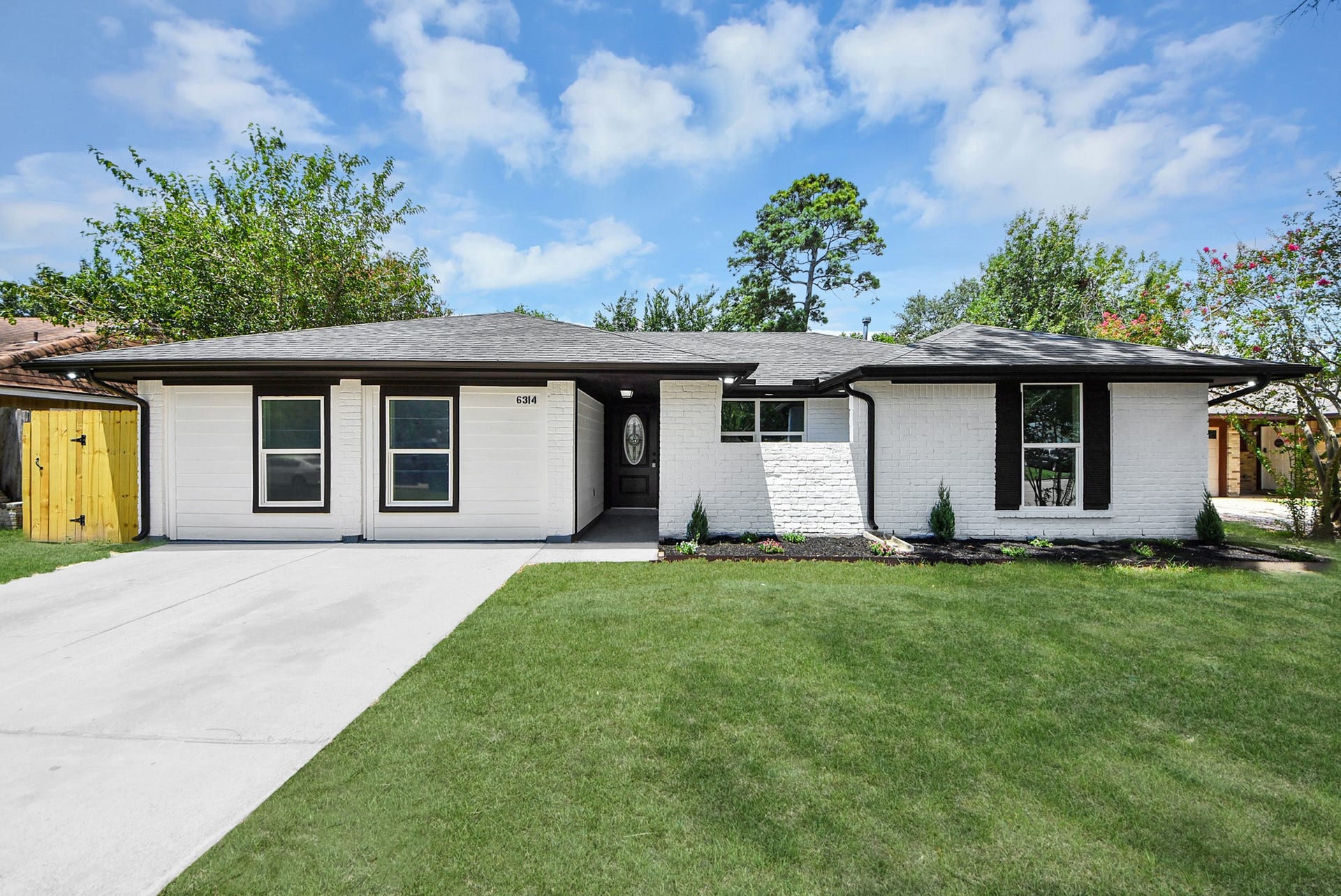 6314 Silver Chalice Drive, Houston, TX 77088 6314 Silver Chalice Drive, Houston, TX 77088