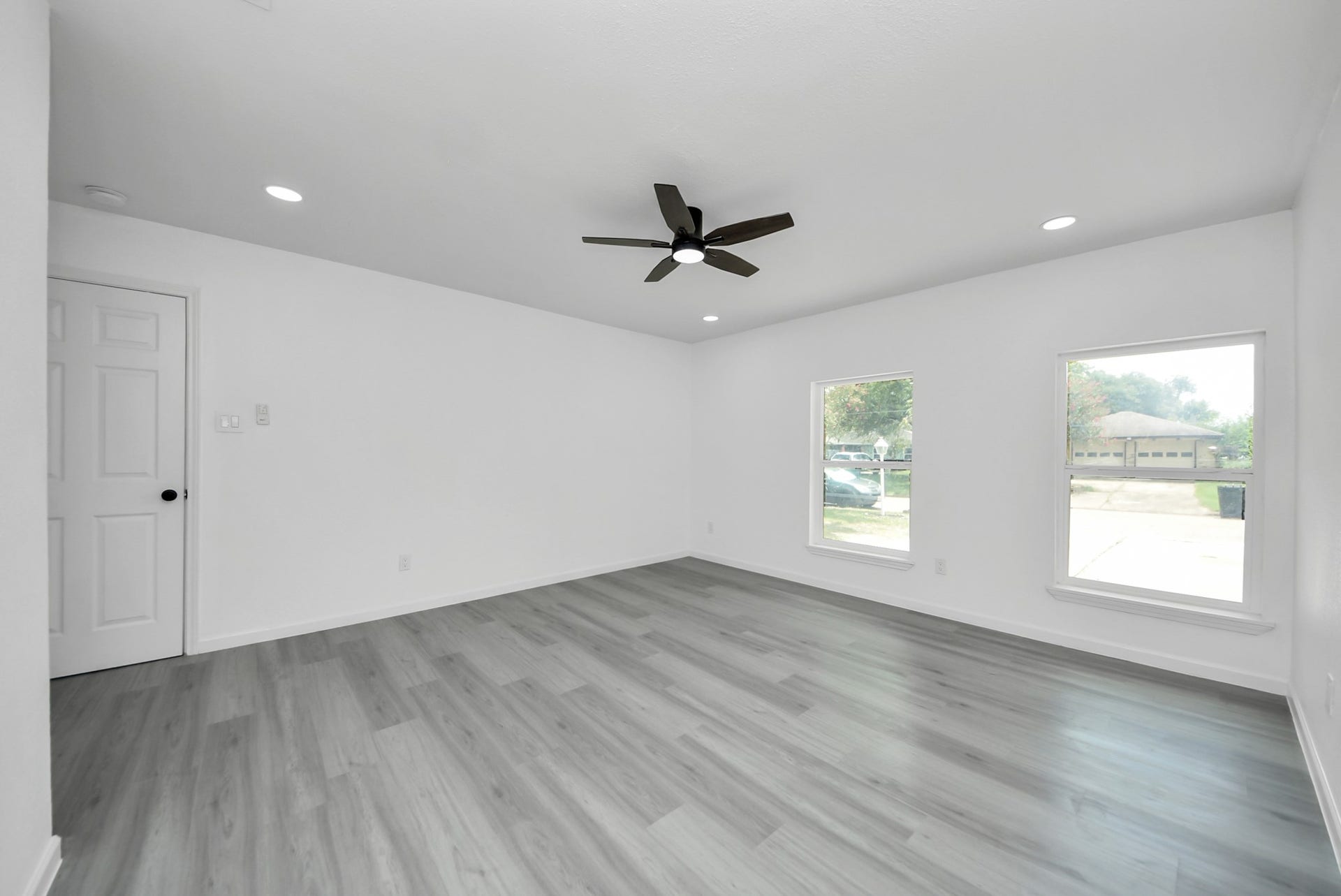 6314 Silver Chalice Drive, Houston, TX 77088 6314 Silver Chalice Drive, Houston, TX 77088