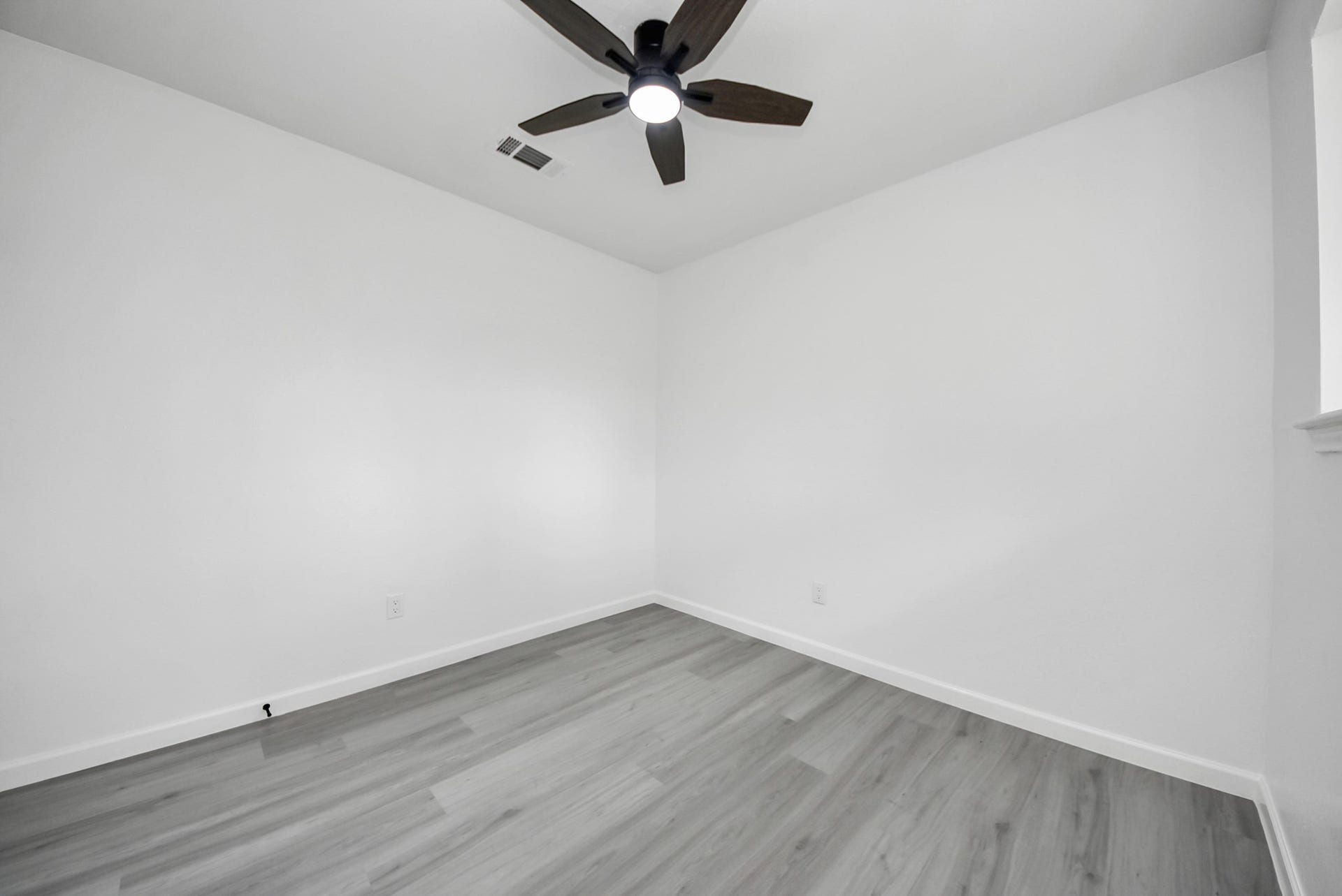 6314 Silver Chalice Drive, Houston, TX 77088 6314 Silver Chalice Drive, Houston, TX 77088
