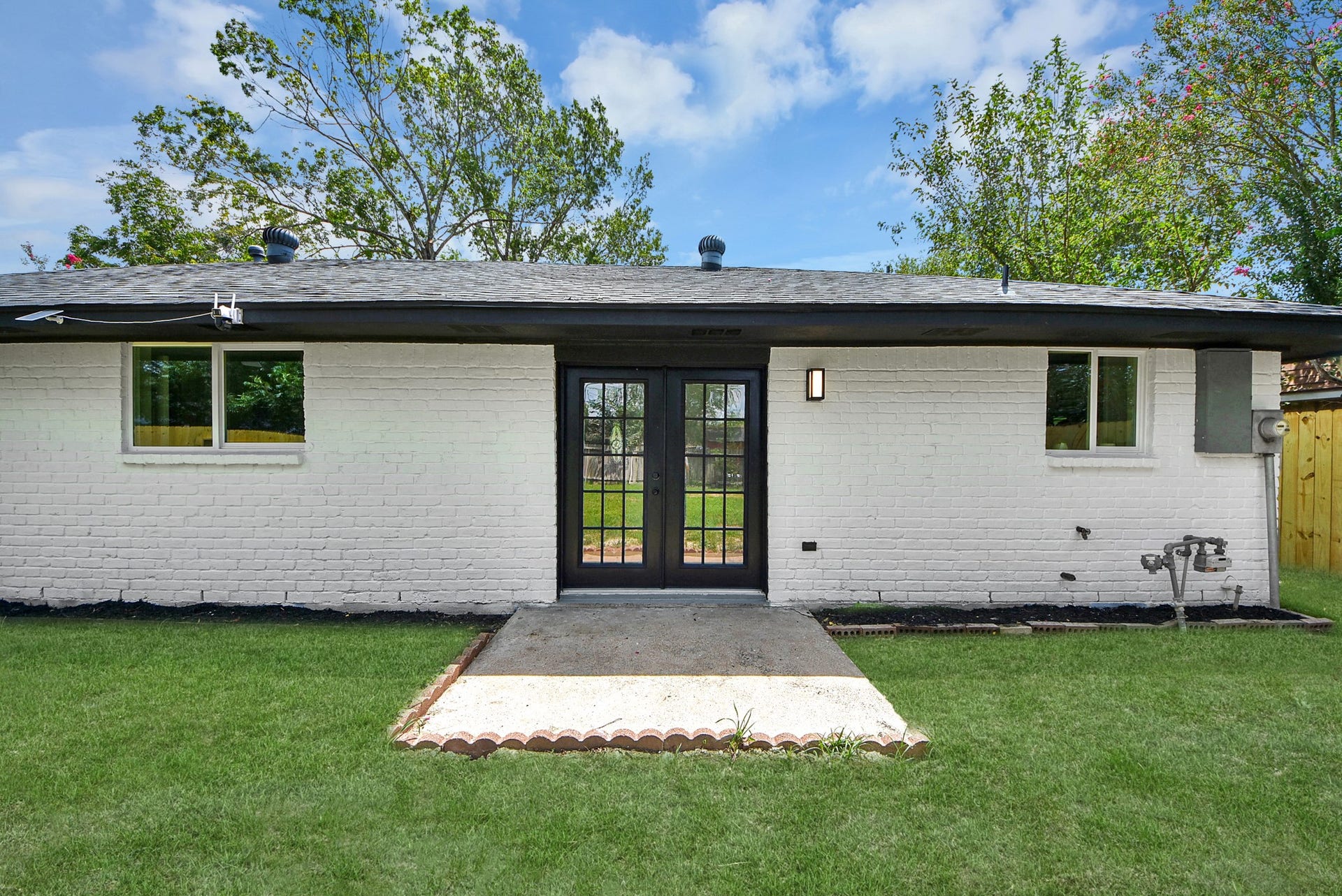 6314 Silver Chalice Drive, Houston, TX 77088 6314 Silver Chalice Drive, Houston, TX 77088