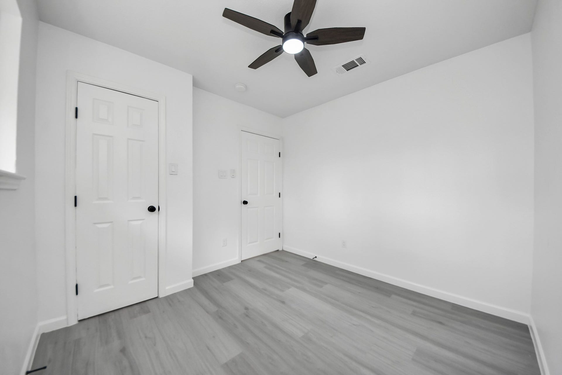 6314 Silver Chalice Drive, Houston, TX 77088 6314 Silver Chalice Drive, Houston, TX 77088