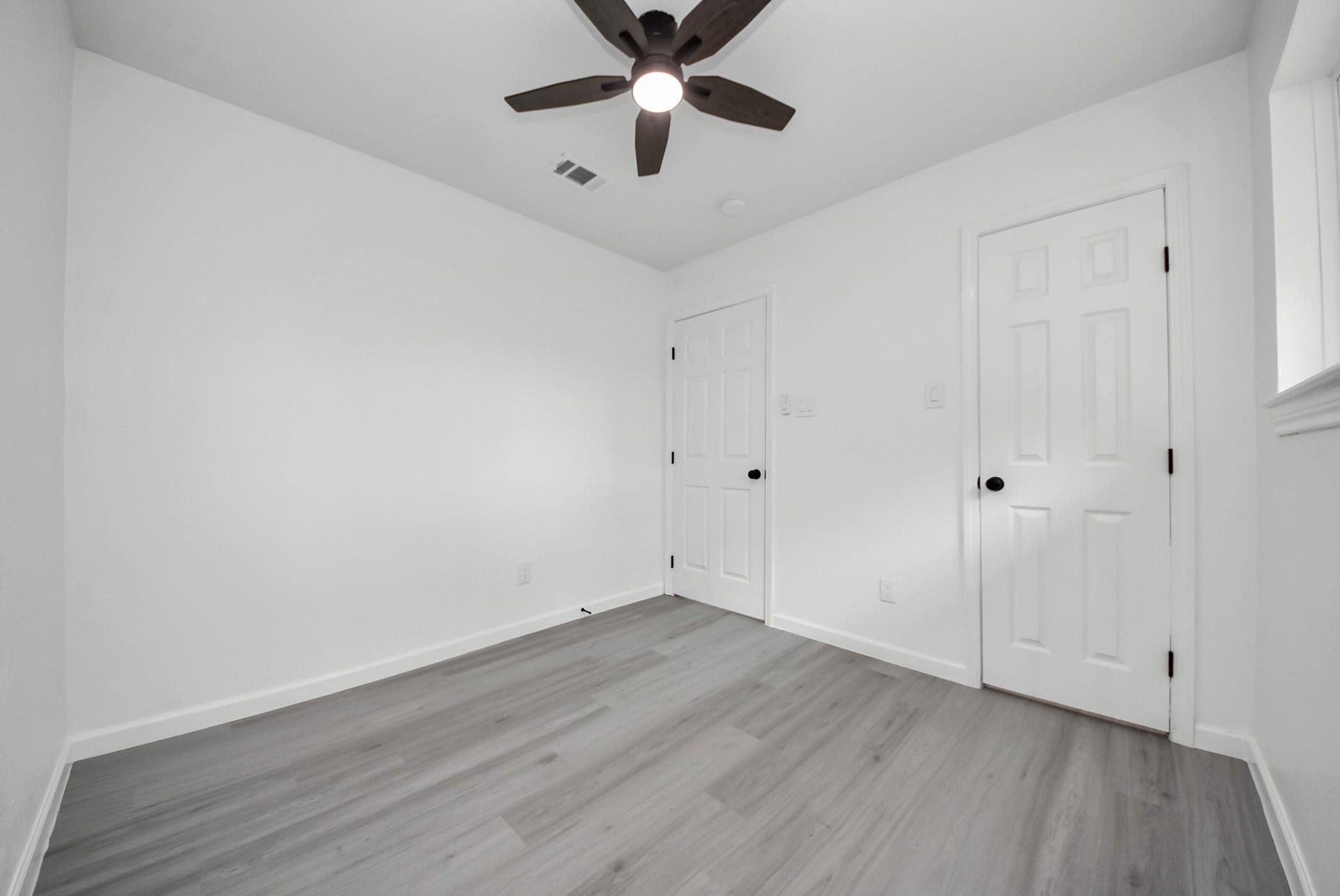6314 Silver Chalice Drive, Houston, TX 77088 6314 Silver Chalice Drive, Houston, TX 77088