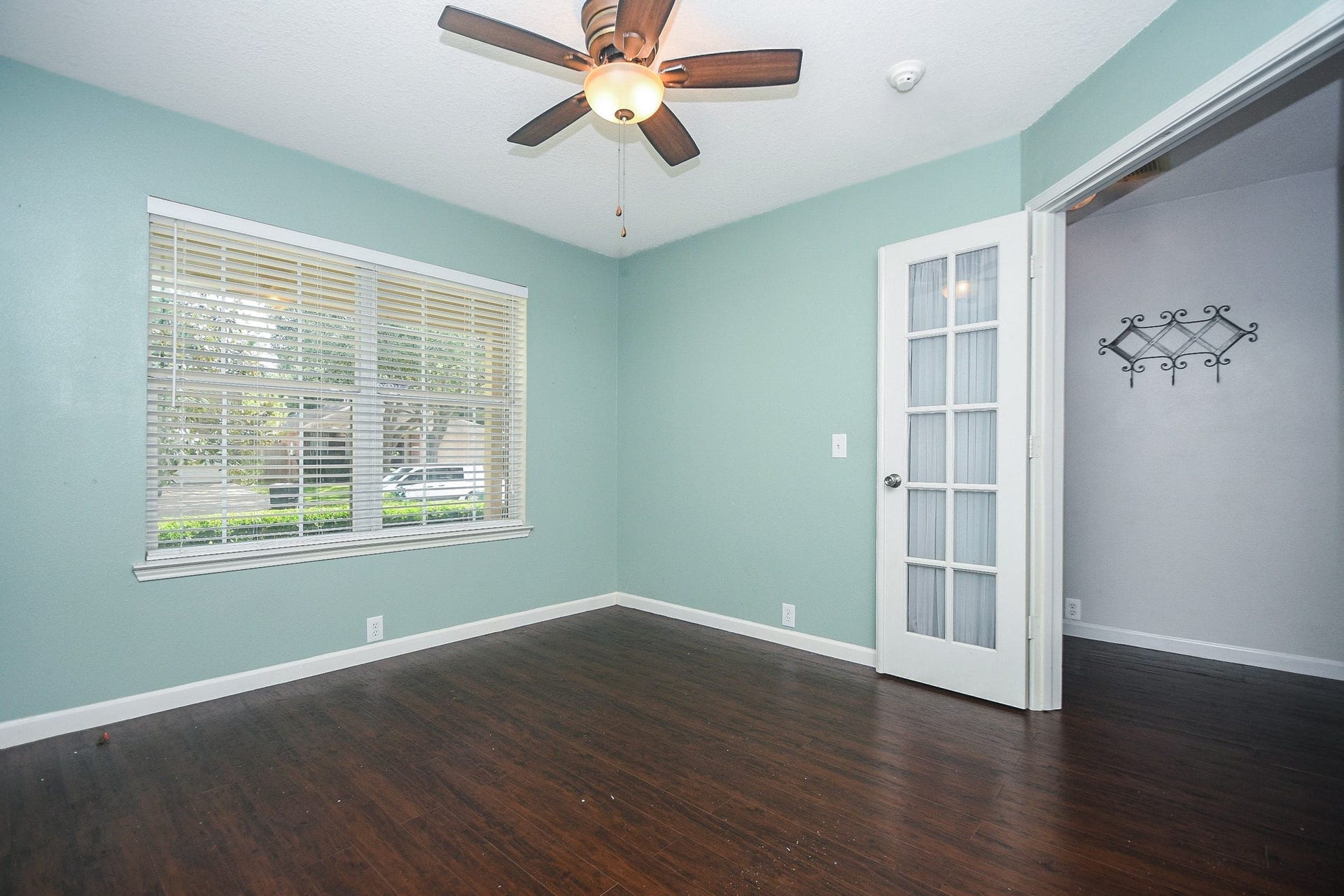 10222 Antelope Alley, Missouri City, TX 77459 French Doors so you can concentrate.