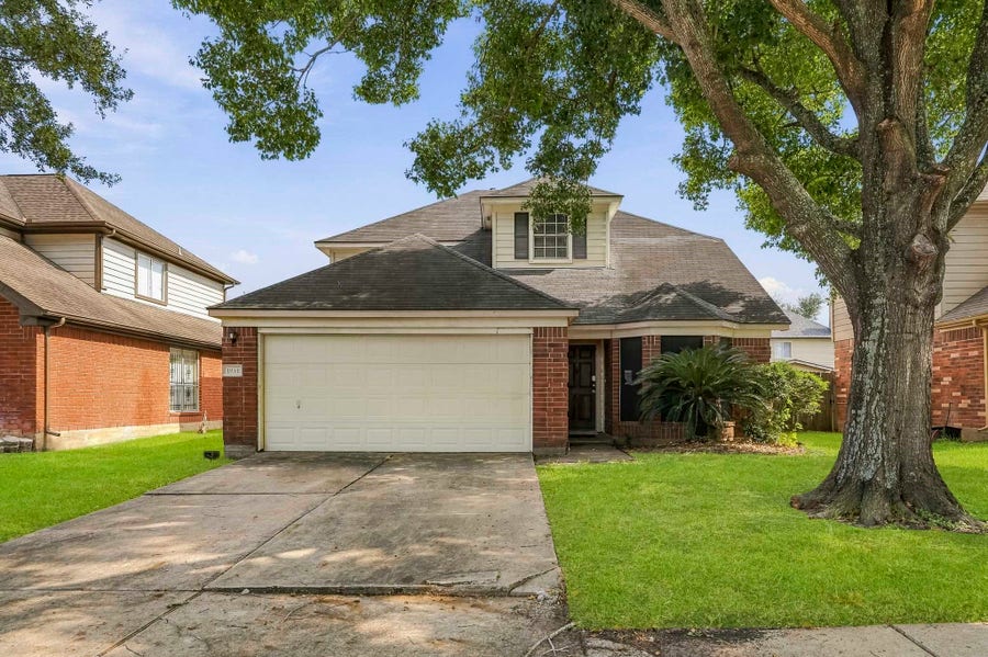 Property photo for 1933 Village Park Drive, Missouri City, TX