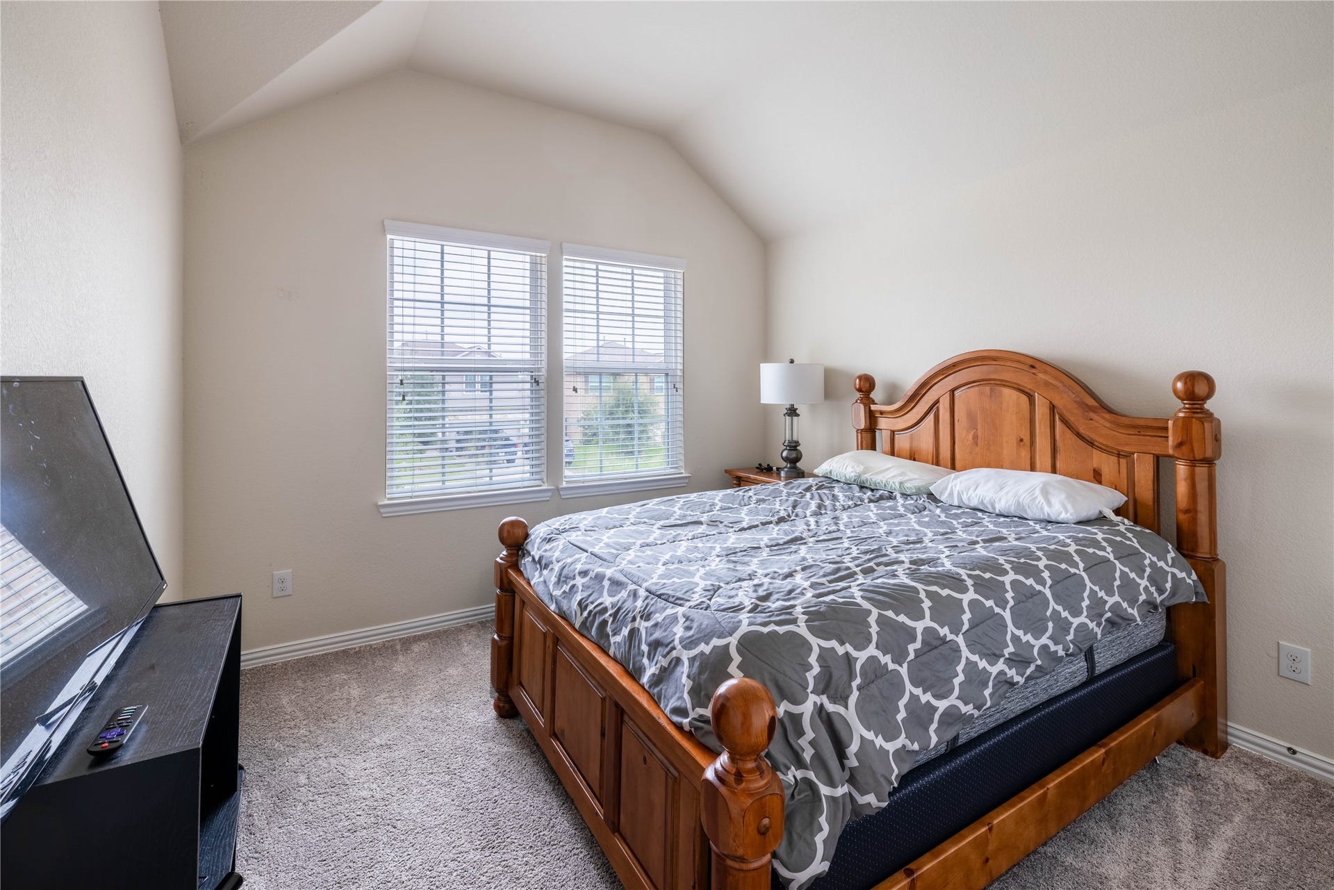 2318 N Red Slate Drive, Rosharon, TX 77583 2nd Floor Guest Bedroom #1