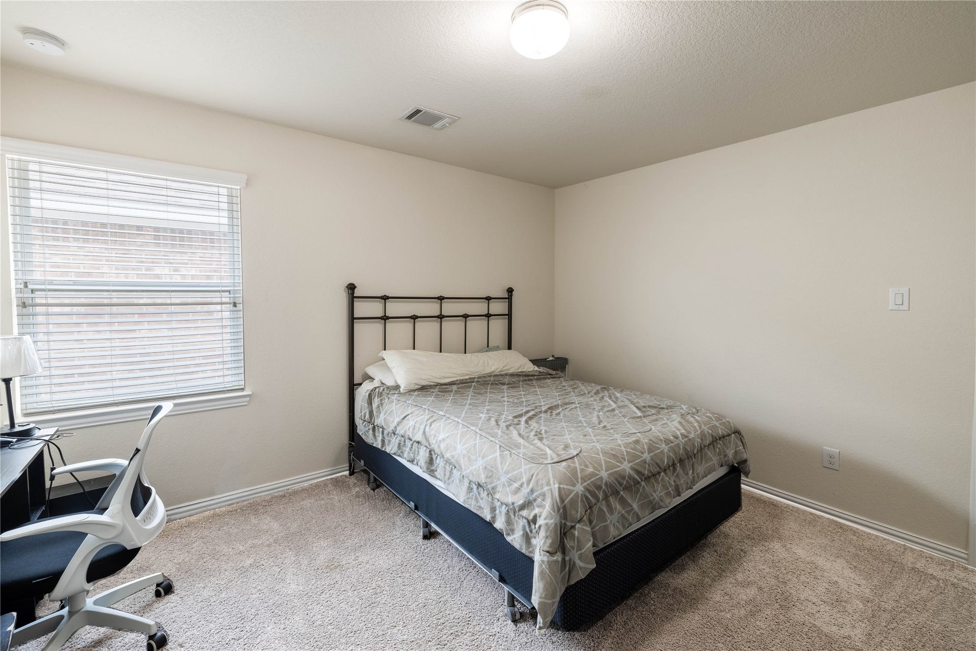 2318 N Red Slate Drive, Rosharon, TX 77583 2nd Floor Guest Bedroom #3
