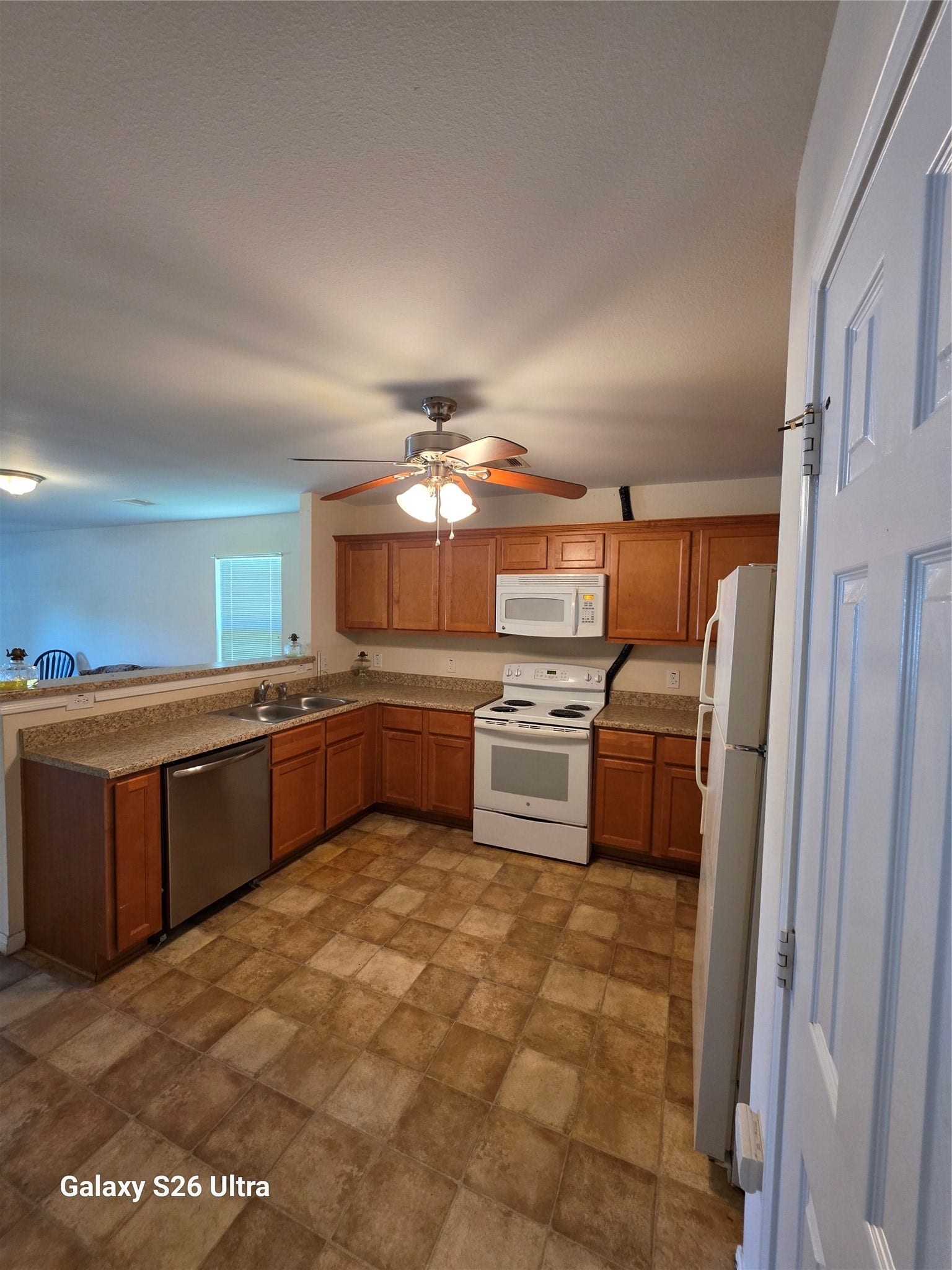 2603 Boss Street, La Marque, TX 77568 2603 Boss Street, La Marque, TX 77568