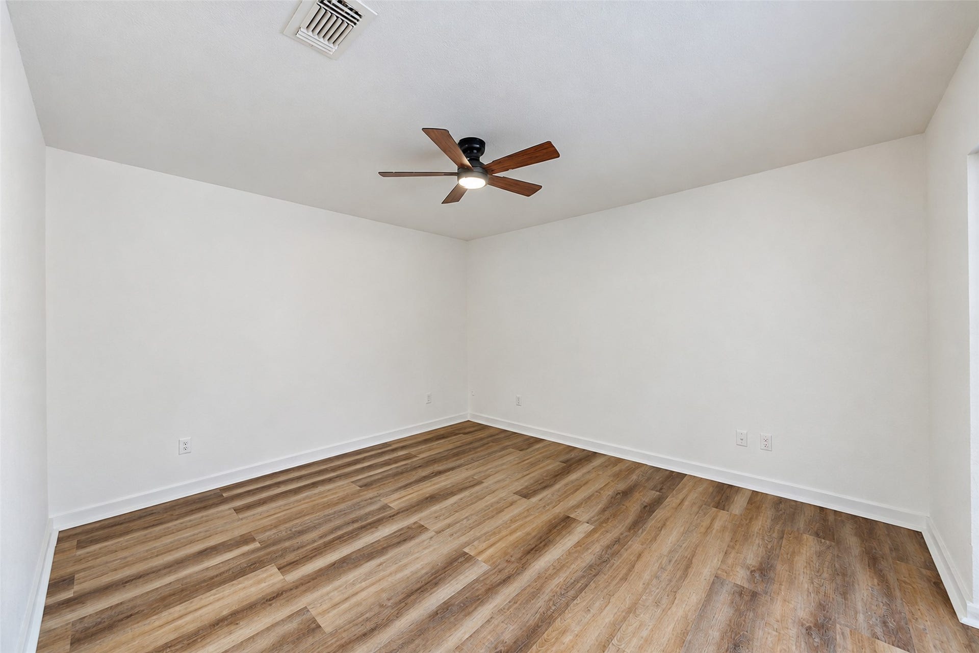 4818 Tenderwood Drive, Houston, TX 77041 4818 Tenderwood Drive, Houston, TX 77041