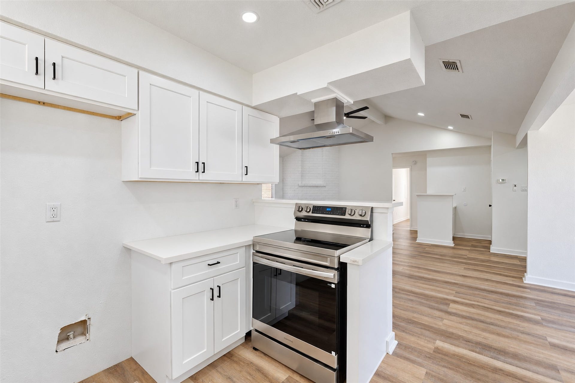 4818 Tenderwood Drive, Houston, TX 77041 4818 Tenderwood Drive, Houston, TX 77041